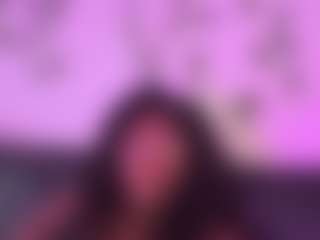 Live cam show with ashleyyriverss - Curvy Teen (18+) on camtv