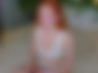 Live cam show with Elfa Mirielle - Sub on intimatelivegirls.com