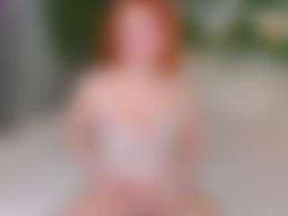 Live cam show with Elfa Mirielle - Red Hair Fetish on Adult Interactions