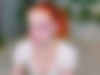 Live cam show with Elfa Mirielle - Red Hair Fetish on StripNow