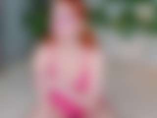 Live cam show with Elfa Mirielle - Gray Eyes on CamwithHer