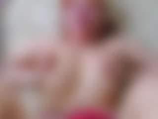 Live cam show with Elfa Mirielle - Booty on Milfs Live
