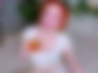 Live cam show with Elfa Mirielle - Red Hair on Mixed Magazine Live