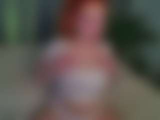Live cam show with Elfa Mirielle - Hairy on Hubzter Live