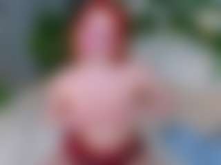 Live cam show with Elfa Mirielle - Red Hair on SpankPalCams