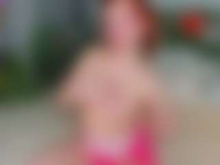 Live cam show with Elfa Mirielle - Hairy Armpits on CamSextacy