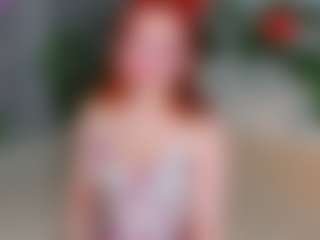 Live cam show with Elfa Mirielle - Green Eyes on Dare Cams