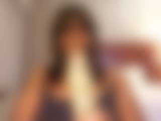 Live cam show with PuddlezzGlore - Spank on Soda Cam