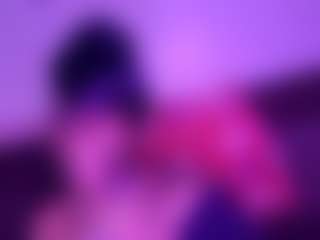 Live cam show with PuddlezzGlore - Ebony on Camsoda | united states