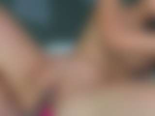 SARA SAENZ's Live Sex Cam Show