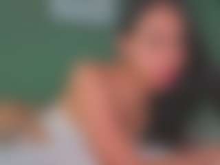 SARA SAENZ's Live Sex Cam Show