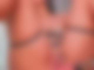 SARA SAENZ's Live Sex Cam Show