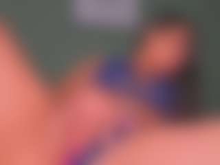 SARA SAENZ's Live Sex Cam Show