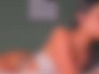 SARA SAENZ's Live Sex Cam Show