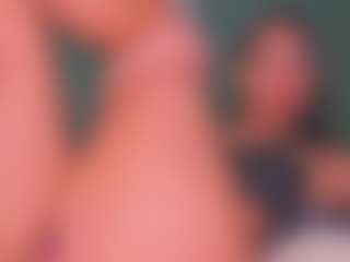 SARA SAENZ's Live Sex Cam Show