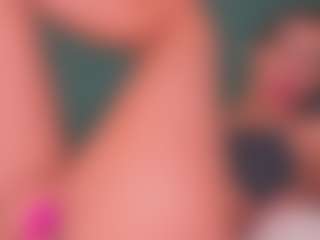 SARA SAENZ's Live Sex Cam Show