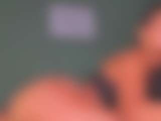 SARA SAENZ's Live Sex Cam Show