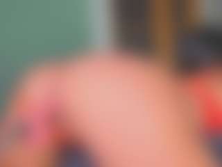 SARA SAENZ's Live Sex Cam Show