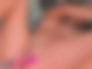 SARA SAENZ's Live Sex Cam Show