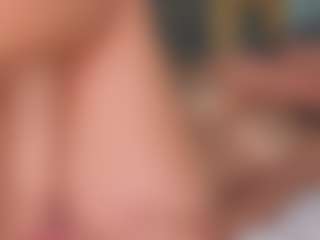SARA SAENZ's Live Sex Cam Show
