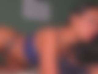 SARA SAENZ's Live Sex Cam Show