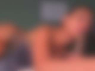 SARA SAENZ's Live Sex Cam Show