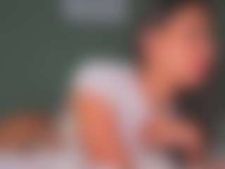 SARA SAENZ's Live Sex Cam Show