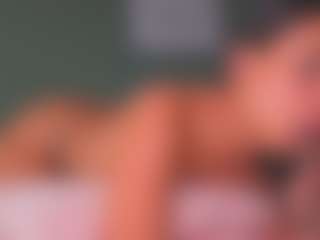 SARA SAENZ's Live Sex Cam Show