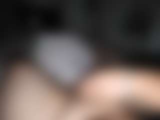 celebuckitomek's Live Sex Cam Show
