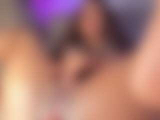 Live cam show with Siaadamss - Black MILF on CamwithHer