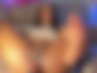 Live cam show with Siaadamss - Ebony Blowjob on xfollow cams