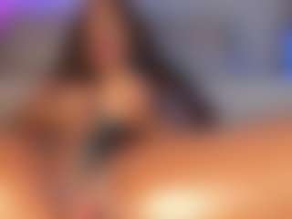 Live cam show with Siaadamss - Middle Aged on Camsoda
