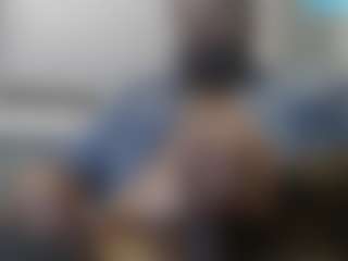 SexyMixedMan4200's Live Sex Cam Show