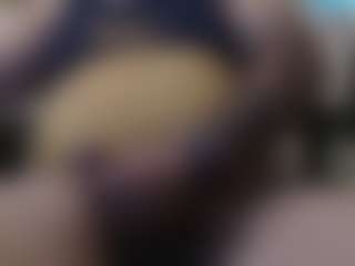 SexyMixedMan4200's Live Sex Cam Show