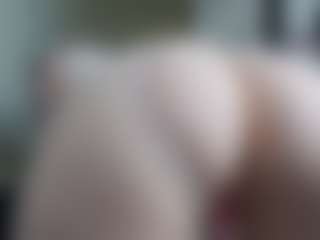 Live cam show with Anna Angel - Grey on realtime-chat