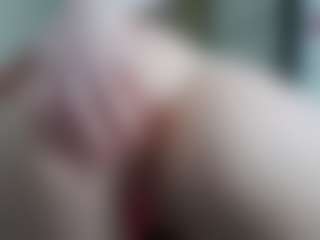 Live cam show with Anna Angel - Fingers on CamClone