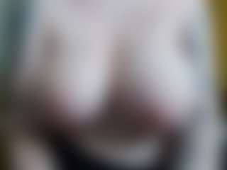 Live cam show with Anna Angel - Short on CamClone
