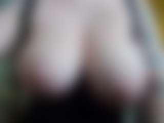 Live cam show with Anna Angel - Big Tits on madthumbs