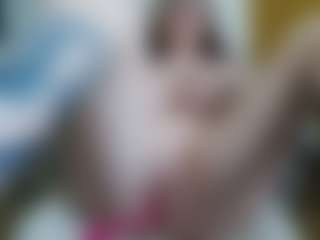 Live cam show with Anna Angel - Trimmed Latina on Cam Slut