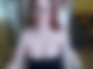 Live cam show with Anna Angel - Landingstrip on Camsoda