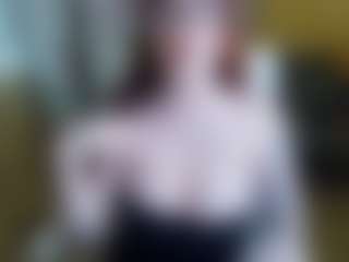 Live cam show with Anna Angel - Petite on Fling VIP Chat