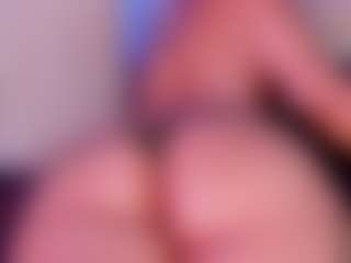 mia-bloom's Live Sex Cam Show