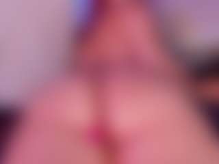 mia-bloom's Live Sex Cam Show