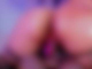 Live cam show with mia-bloom - Brown Eyes Red Hair on realtime-chat