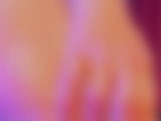 Live cam show with mia-bloom - Strip BBW on Uber Horny