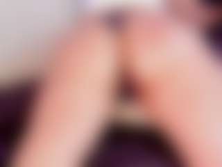 mia-bloom's Live Sex Cam Show