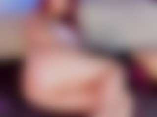 Live cam show with mia-bloom - Bedroom Teen (18+) on hrnylive.com