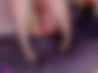 Live cam show with mia-bloom - Big Ass on Camsoda
