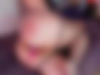 mia-bloom's Live Sex Cam Show