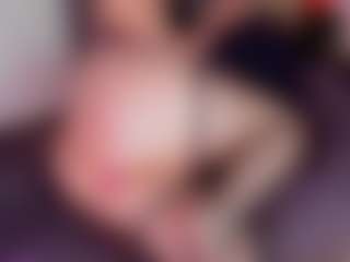 mia-bloom's Live Sex Cam Show